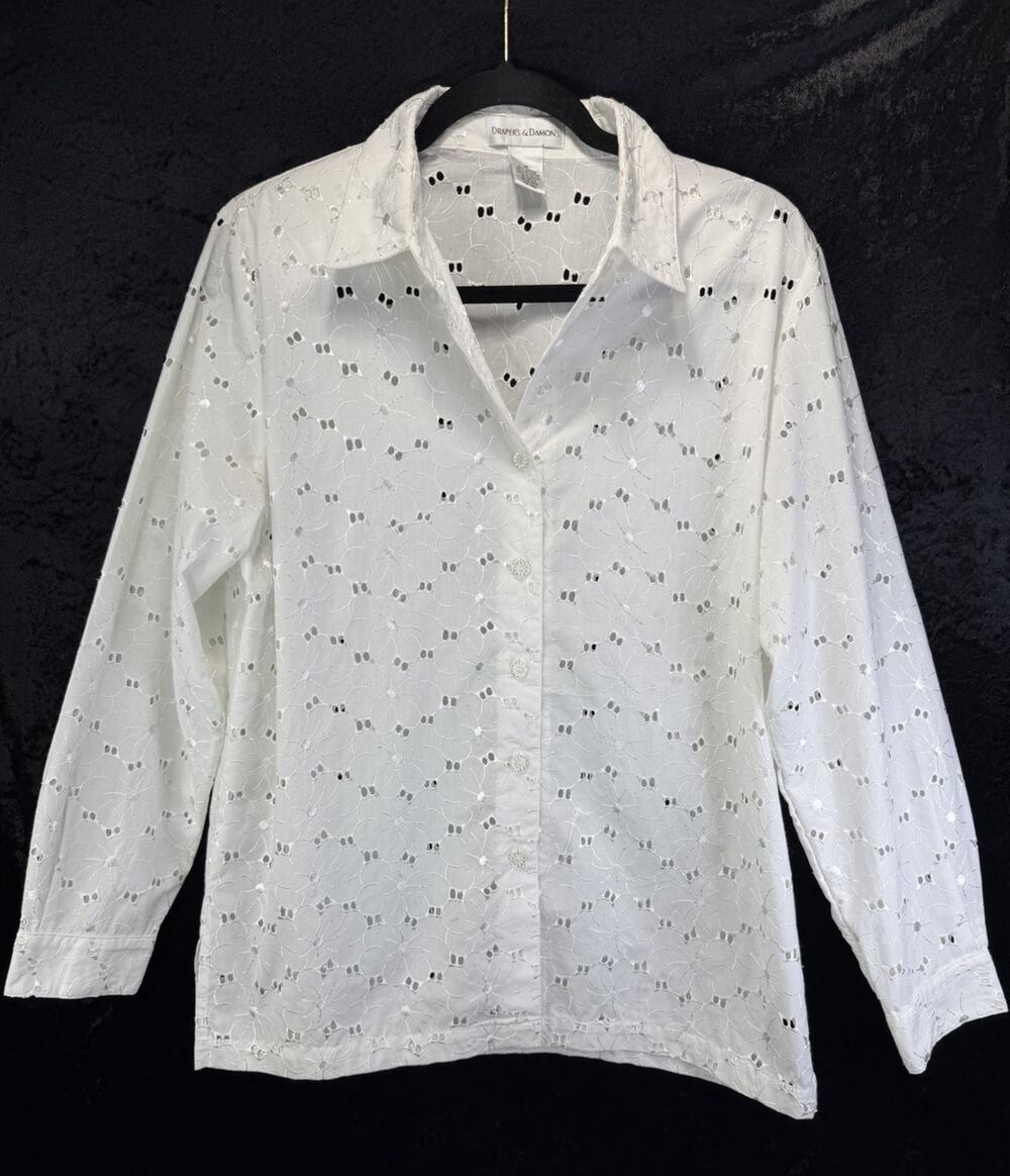 Draper’s & Damon’s White Eyelet Long Sleeve Button Down Shirt Women’s Sz M NWOT!